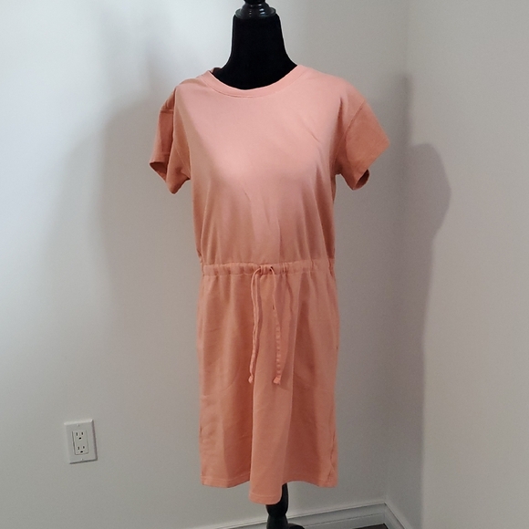 COLUMBIA dress - Picture 1 of 7